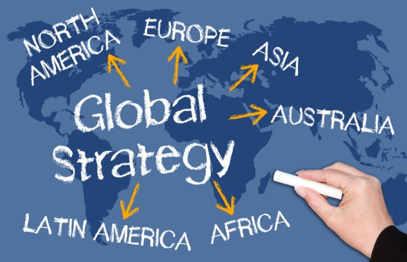 Chiến lược kinh doanh quốc tế là gì? Giải thích rõ và có ví dụ